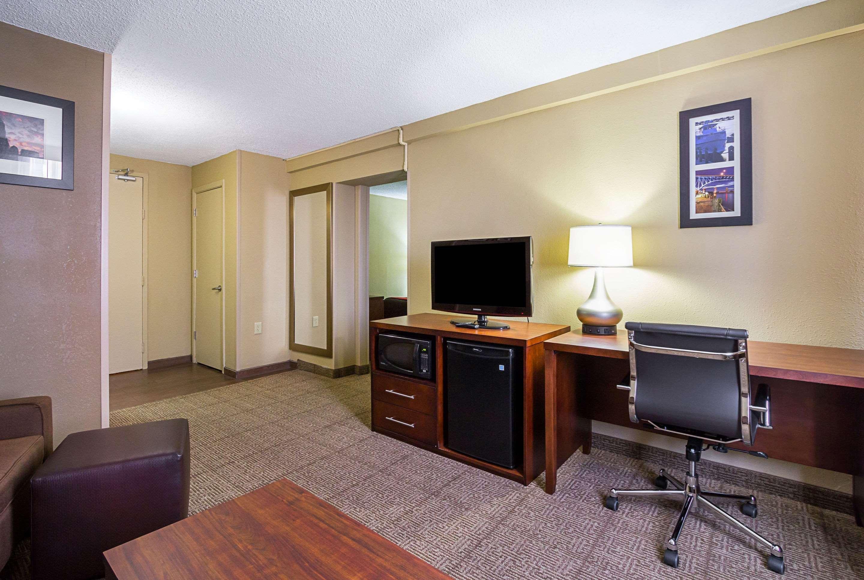 Comfort Downtown Inn 2*