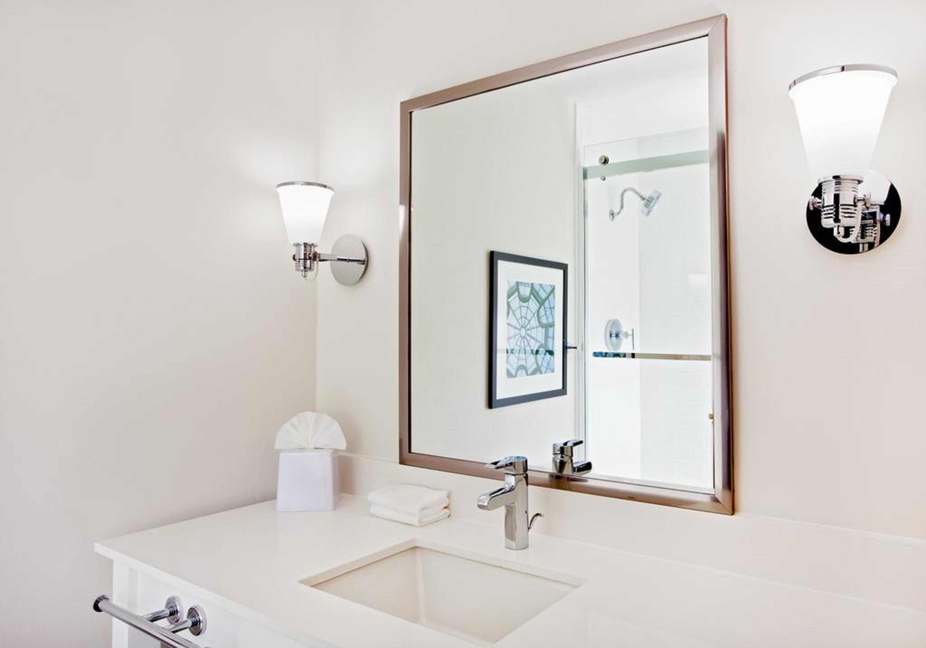 Four Points By Sheraton Airport Hotel