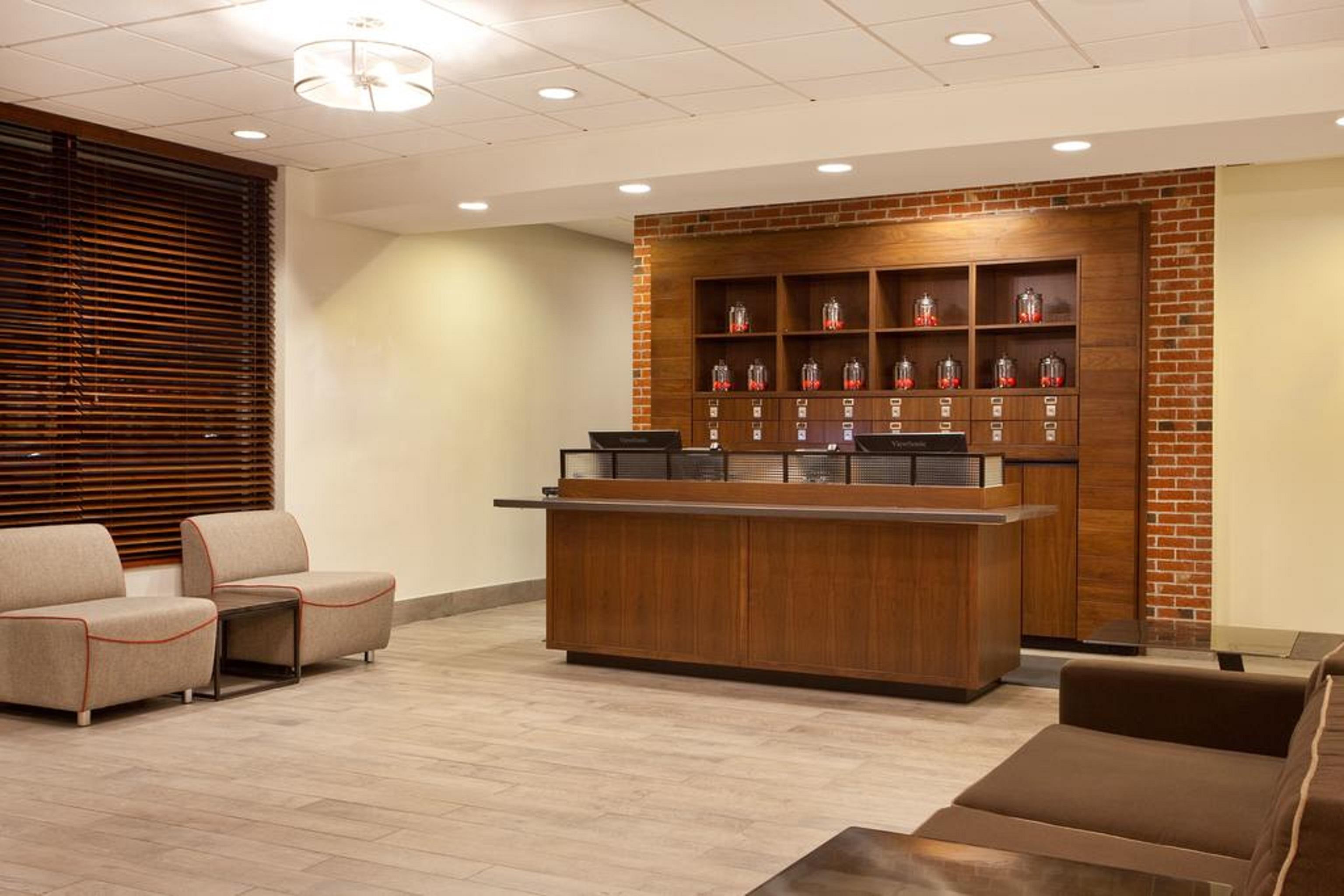 Four Points By Sheraton Airport Hotel Cleveland