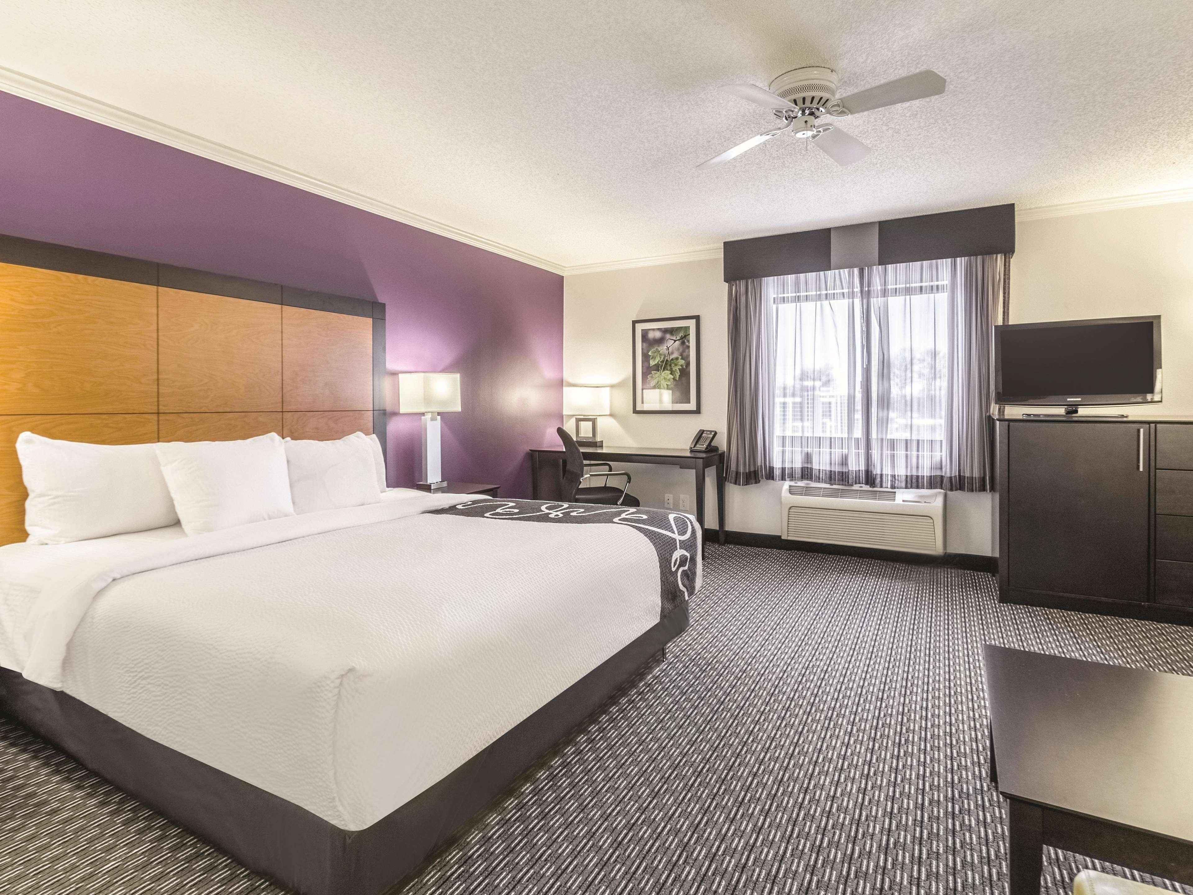 La Quinta By Wyndham - Airport North 3*