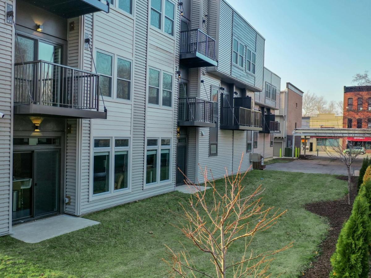 Apartment 1 Bedroom Luxury 10 Minutes From First Energy Stadium D1 Cleveland