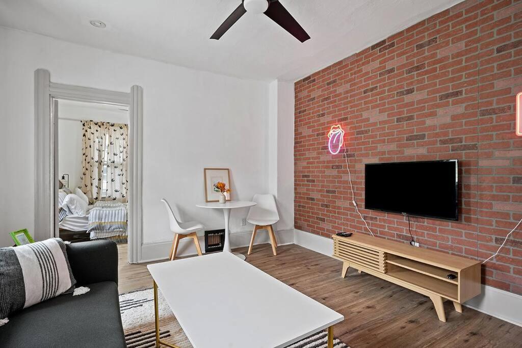 Center Of Little Italy #4 Apartment