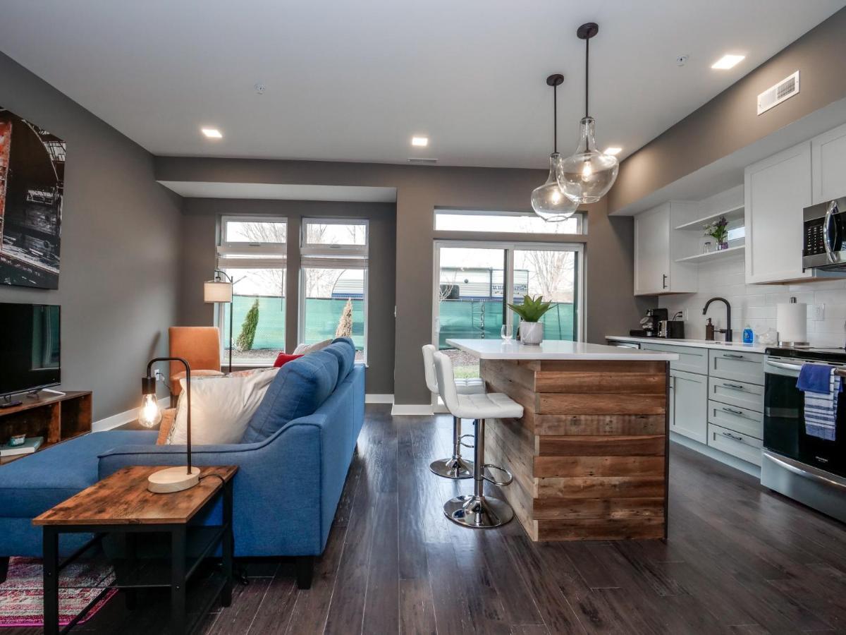 Luxury 10 Minutes From First Energy Stadium C1 Apartment
