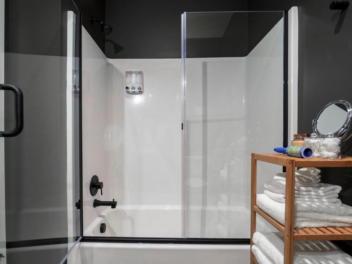 Luxury 10 Minutes From First Energy Stadium C1 Cleveland
