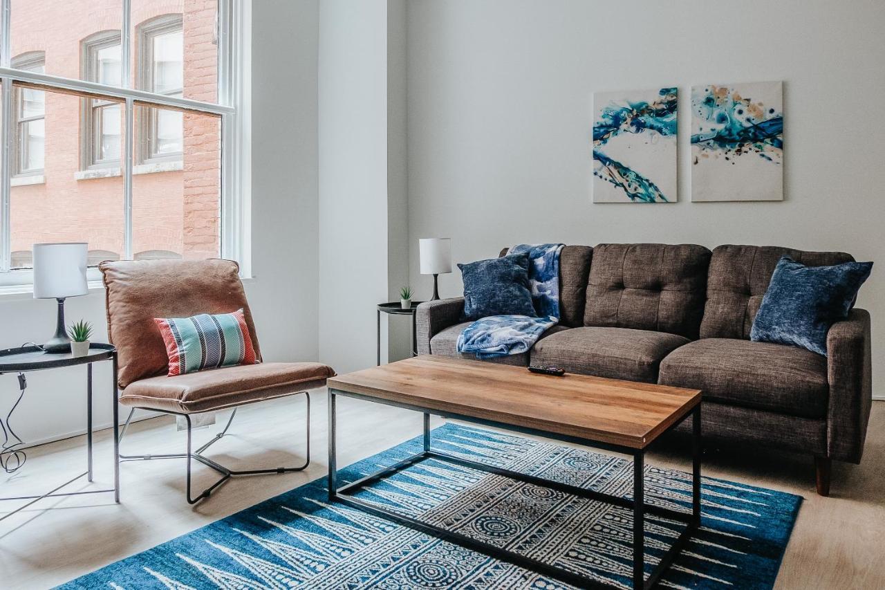 Frontdesk Lofts At 629 Euclid Downtown Cleveland