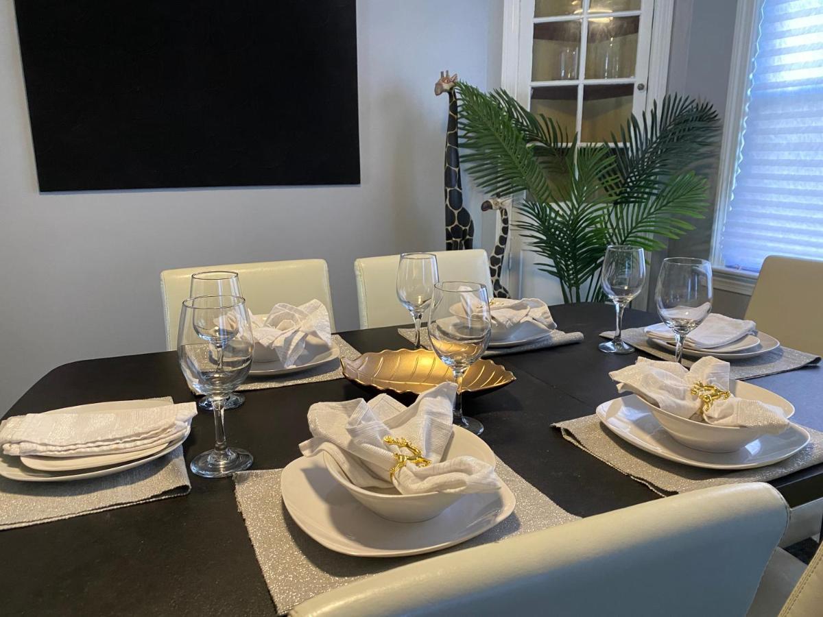 Peace Of Cleveland: Pet-friendly 2br With Study