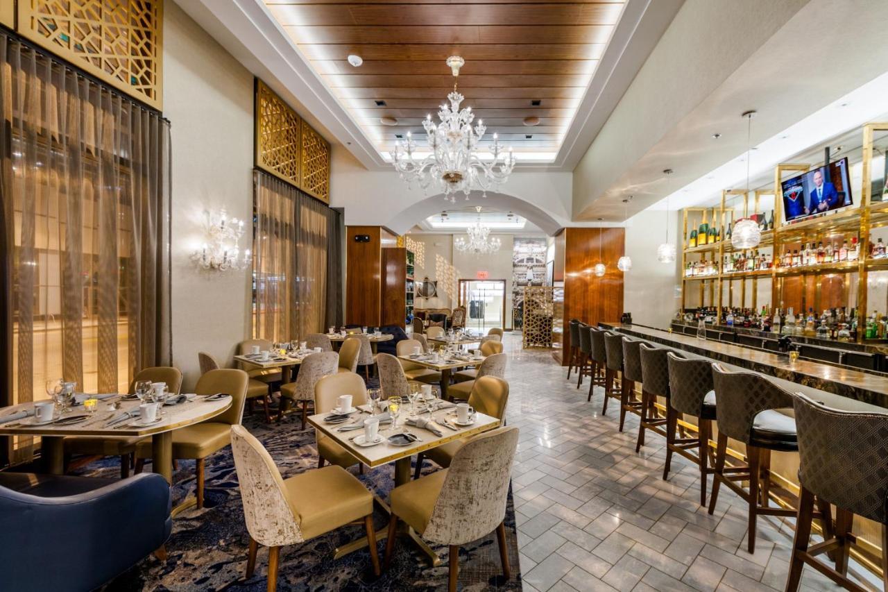 Marriott Downtown At Key Tower 4*