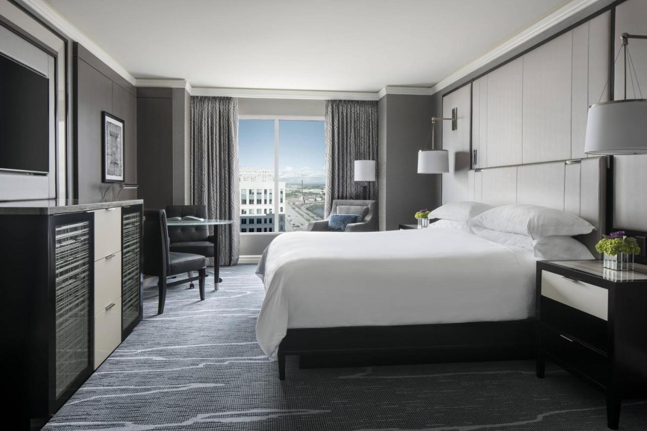 The Ritz-carlton, Cleveland