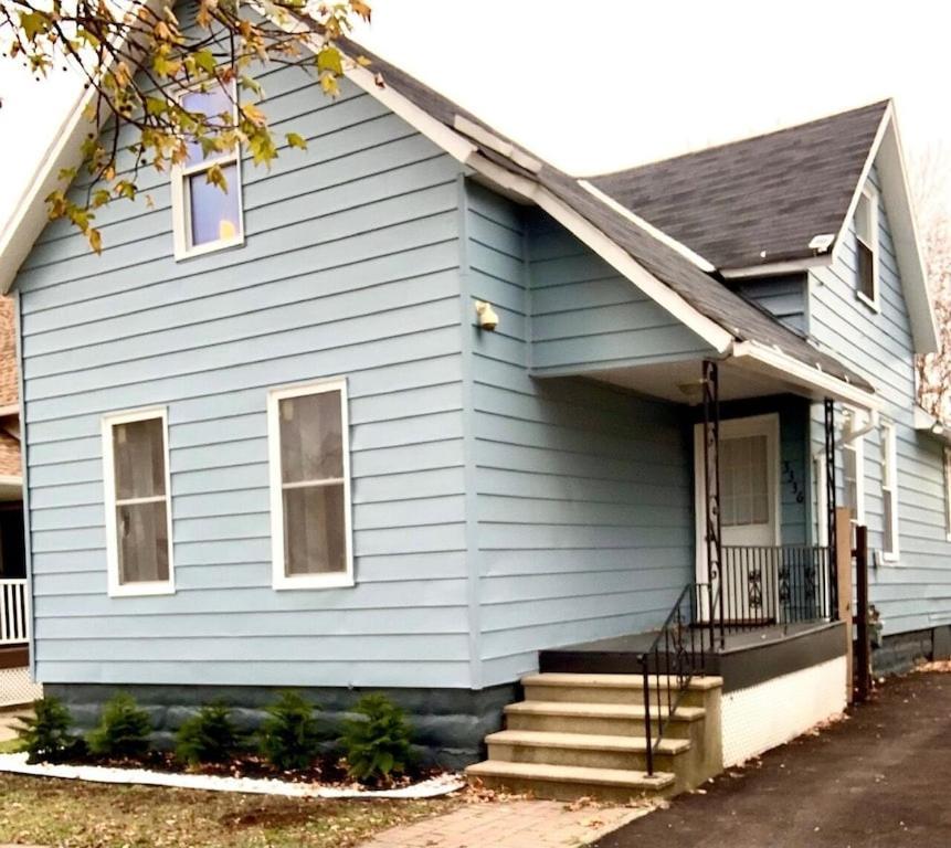Apartment The House - Storer #2 - Comfortable 6 Beds!!! Whole House Cleveland