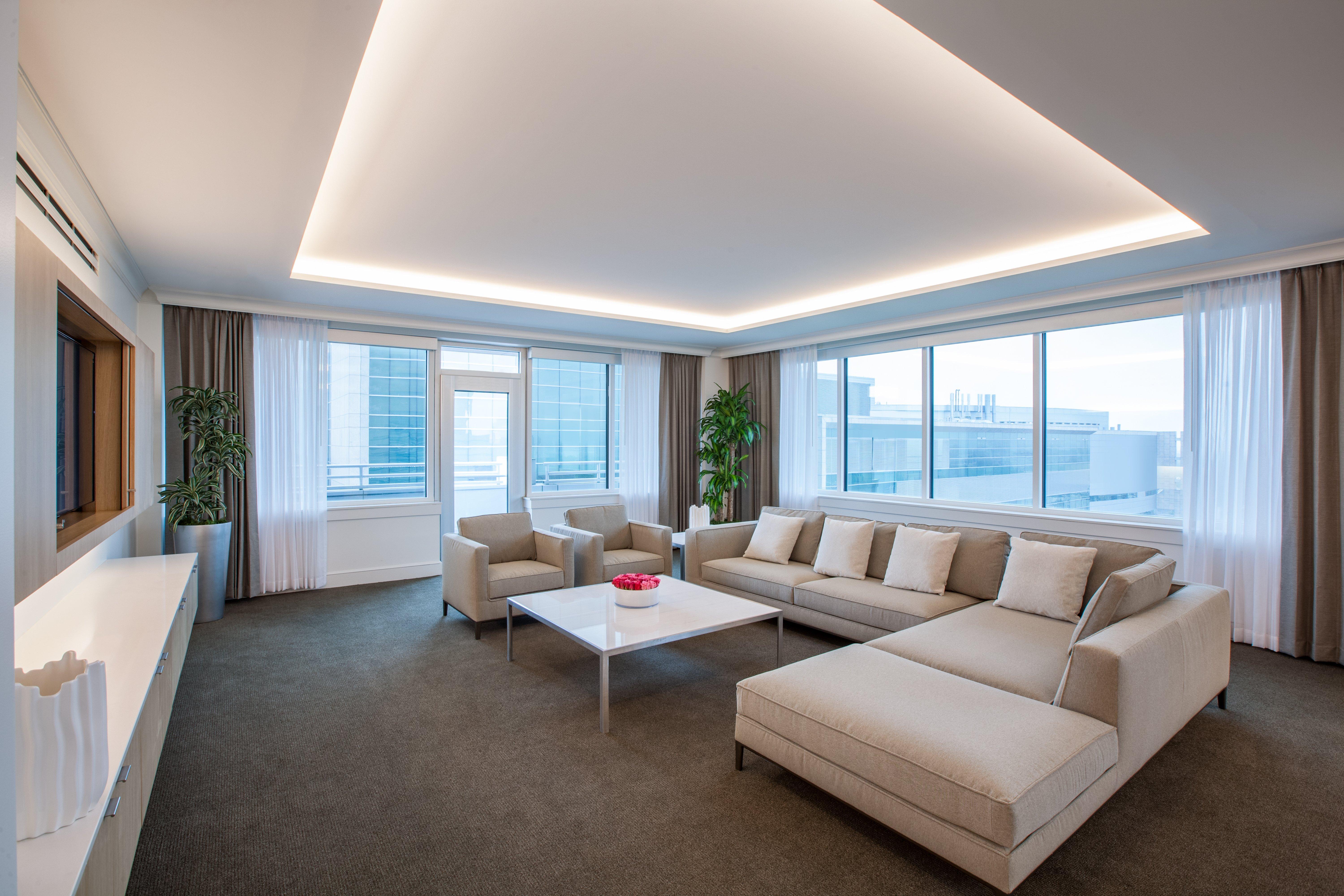 Intercontinental By Ihg Hotel