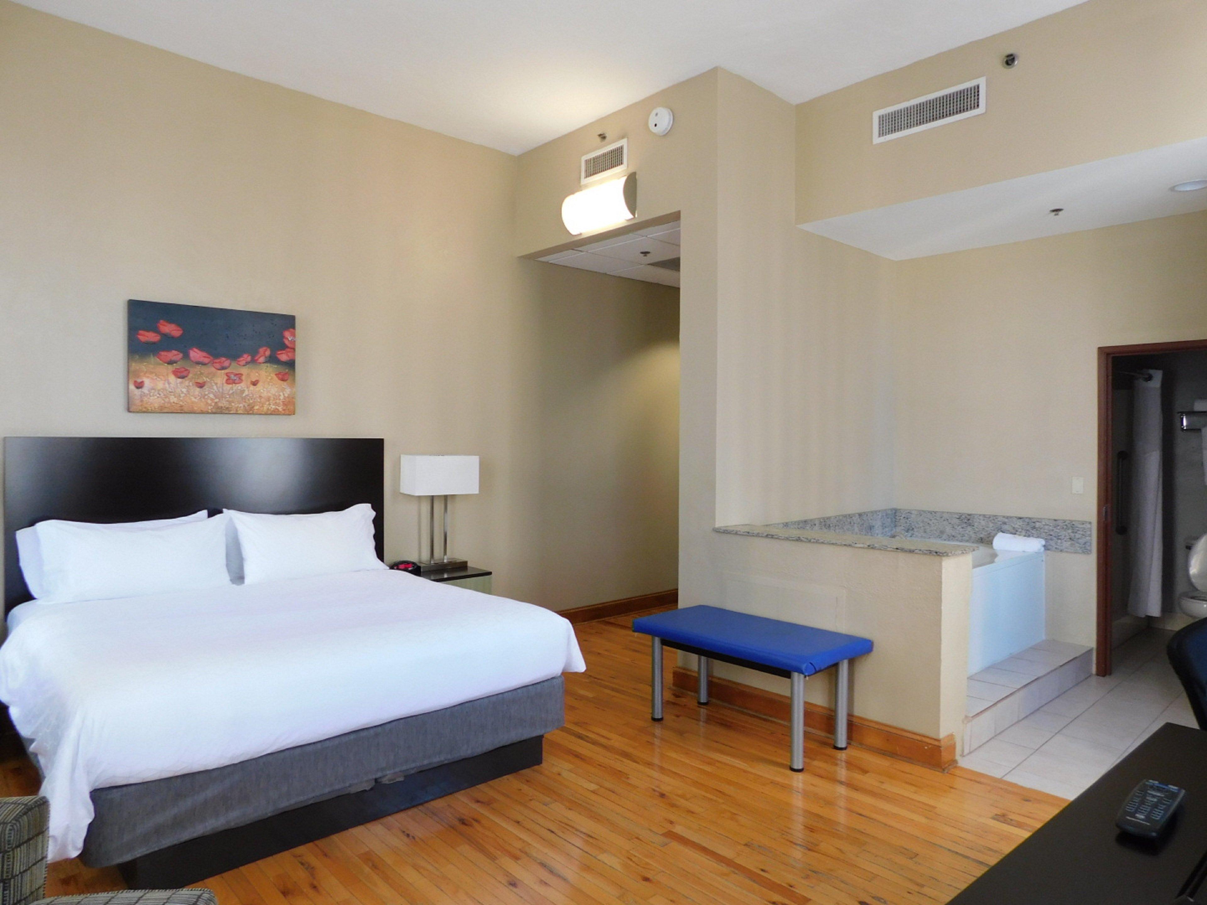 Express Downtown By Ihg Hotel