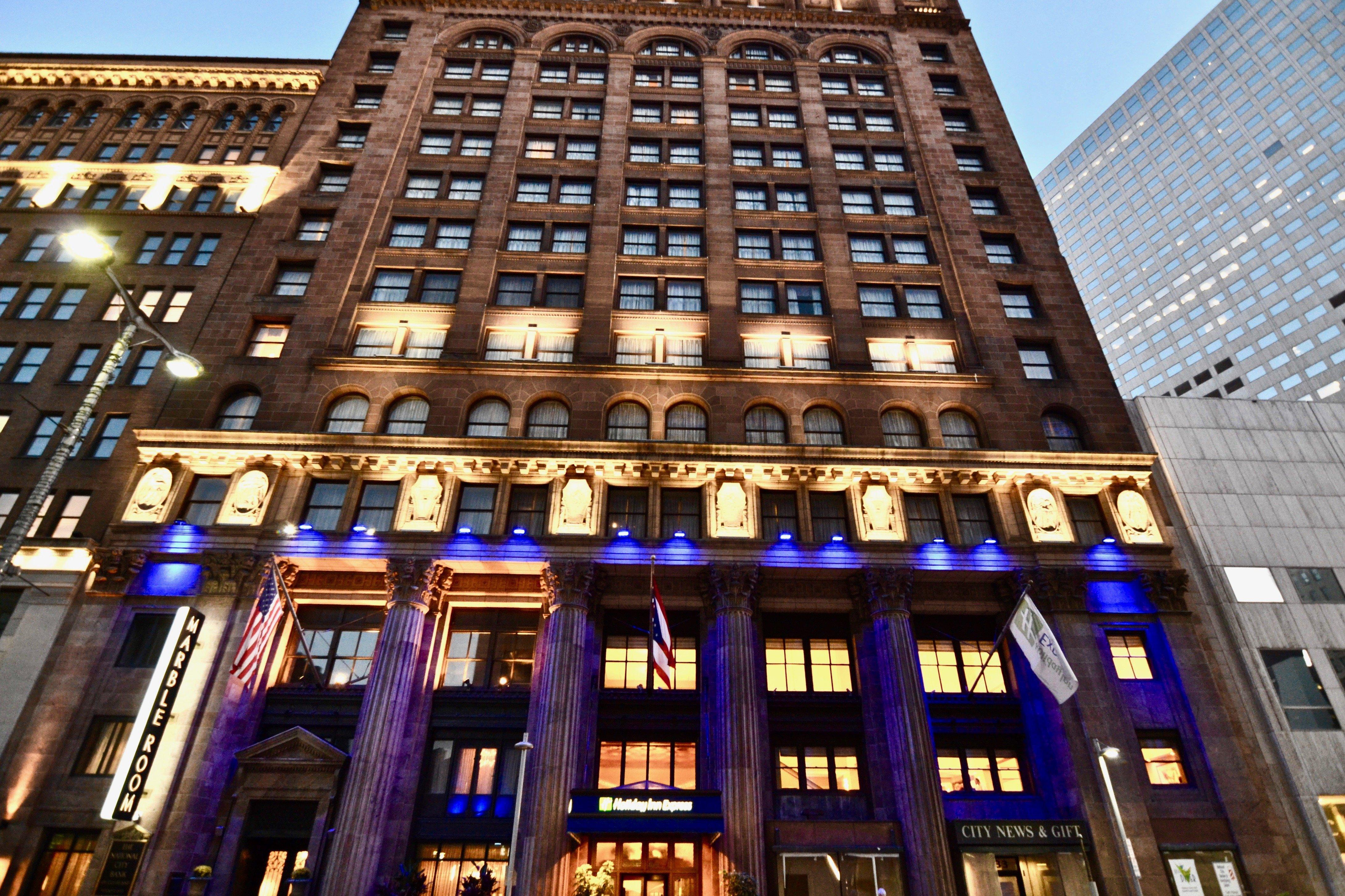 Express Downtown By Ihg 2*