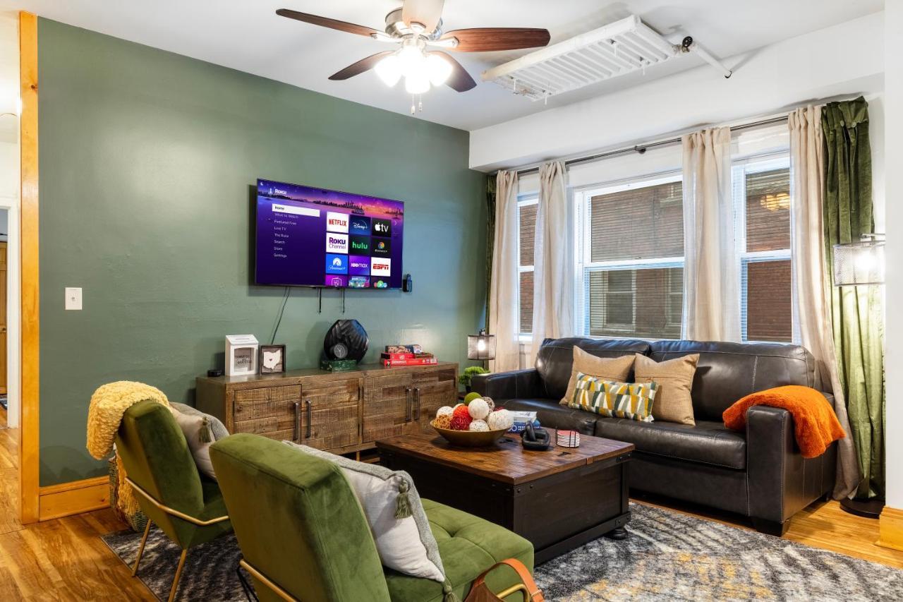 Modern Century Loft At The Pillars Apartment