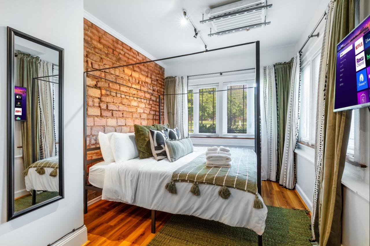 Modern Century Loft At The Pillars Cleveland