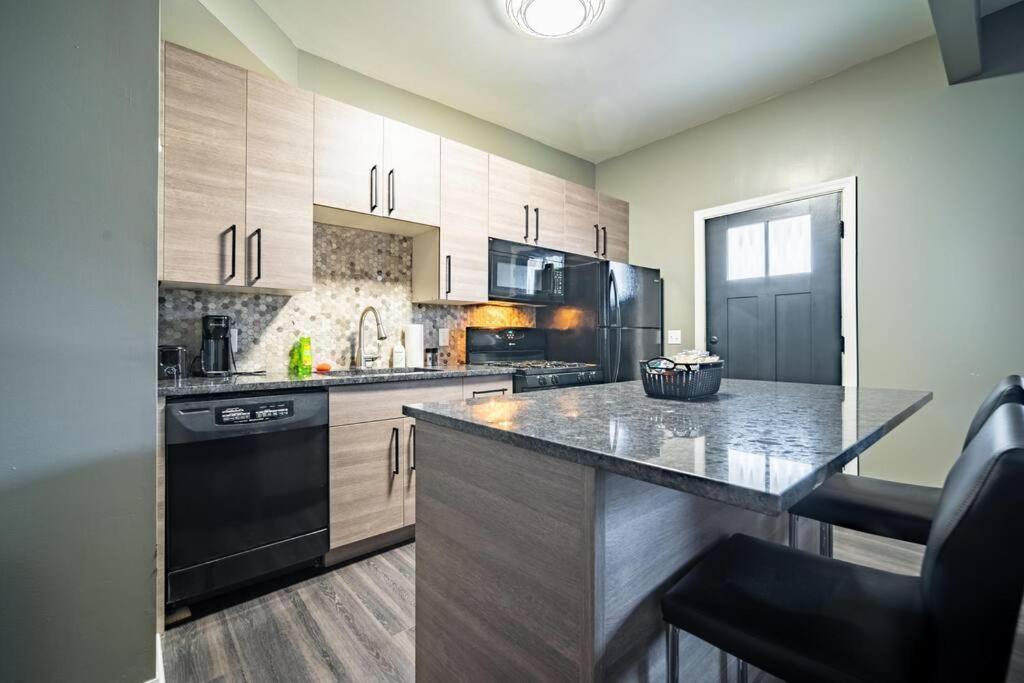 Walkable Gem In Little Italy * Cleveland