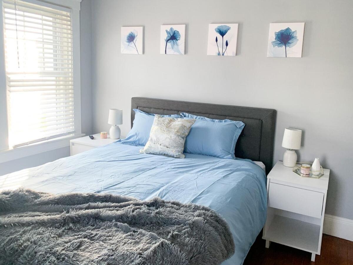 Cozy Near Airport & Parking Cleveland