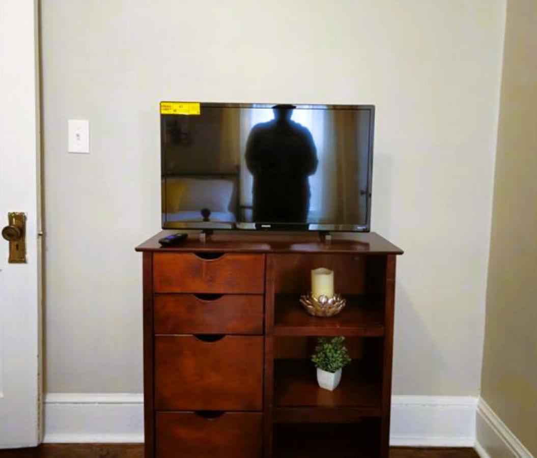 Charming! Near Cle Clinic/uh/cwru/dwntwn W/porch
