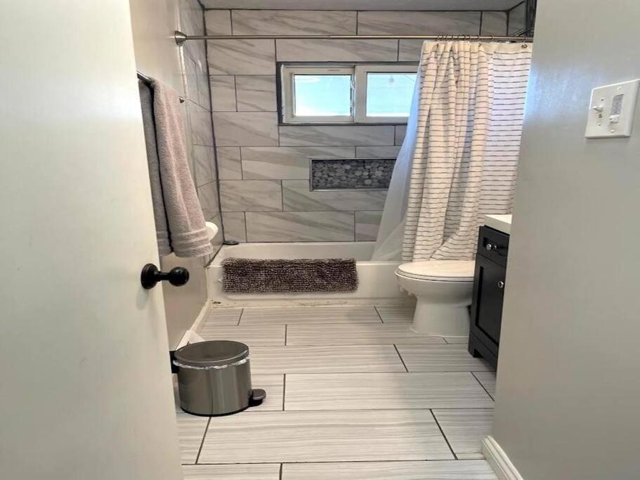 Holiday home Quiet & Cozy Near Hospitals Cleveland