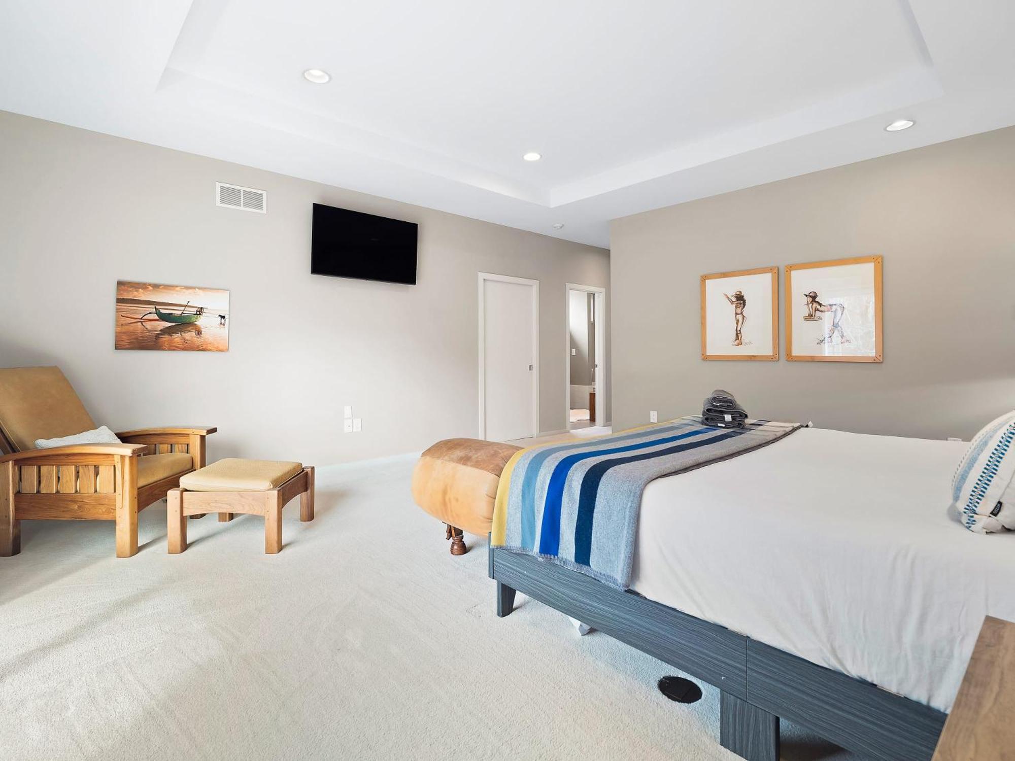 Contemporary Luxe Living I Pet + Baby Friendly