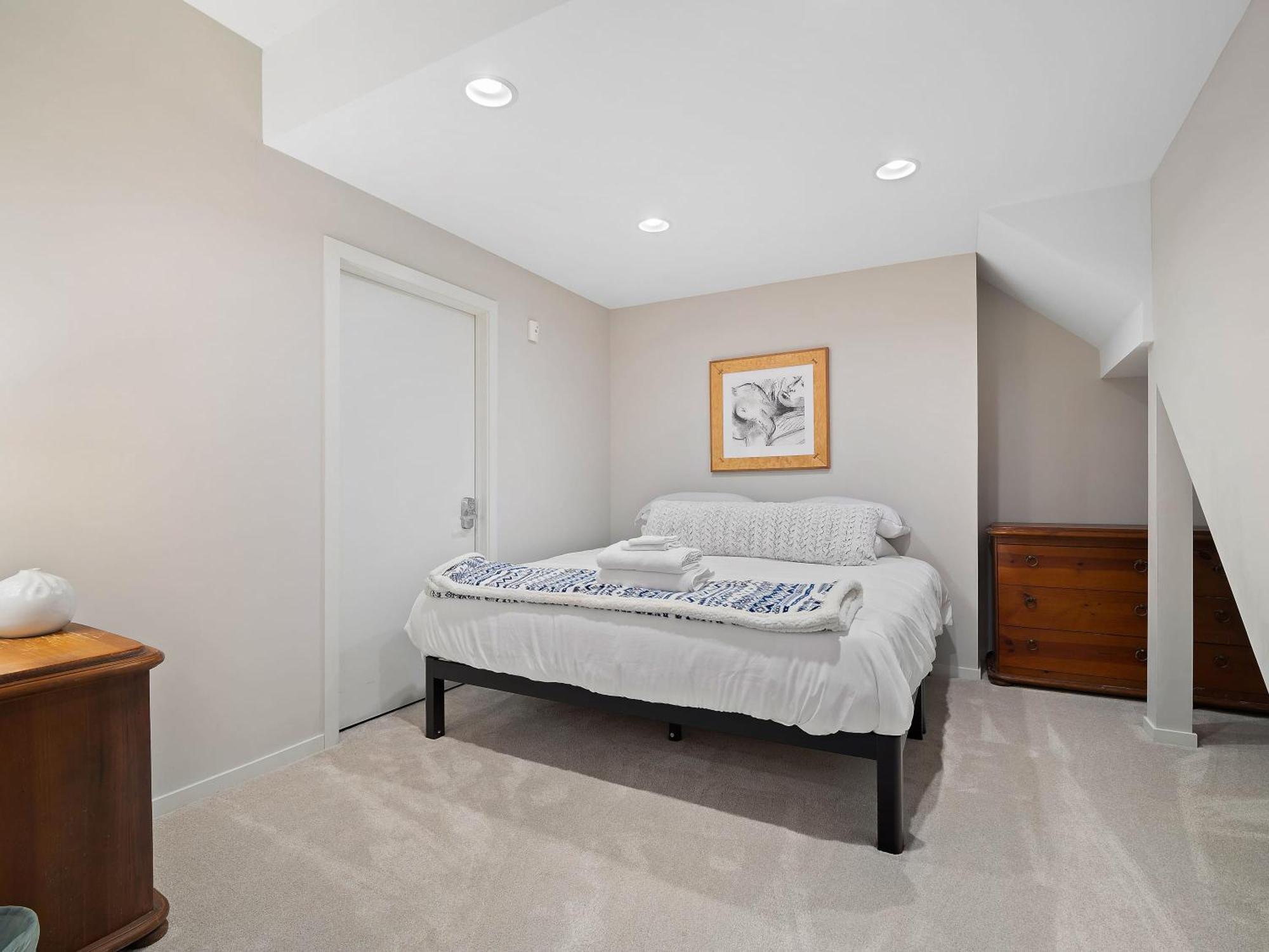 Holiday home Contemporary Luxe Living I Pet + Baby Friendly