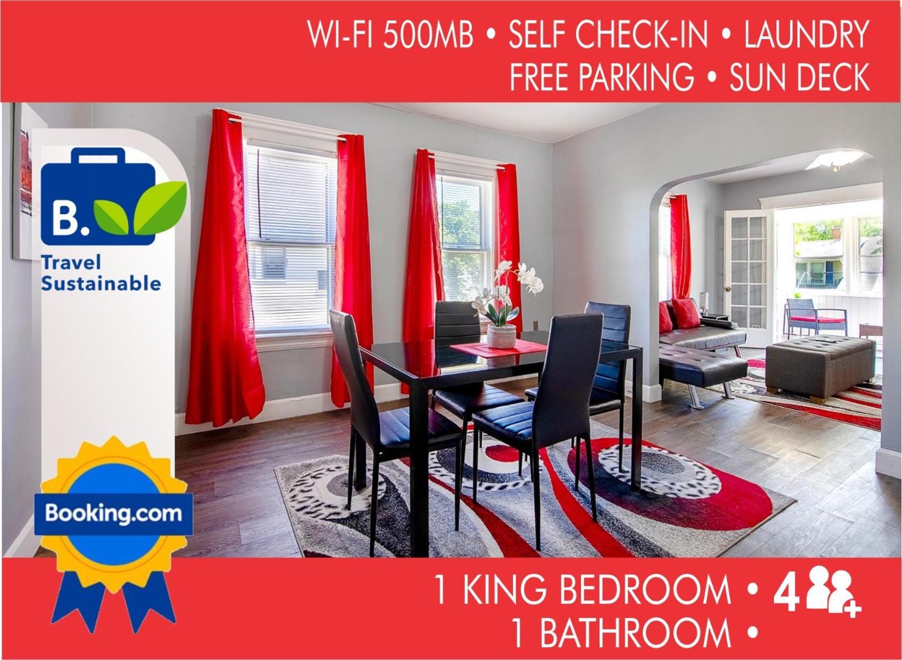 Holiday home The Rubi Lounge: Modern Brooklyn Escape With Parking & High-speed Wi-fi Cleveland