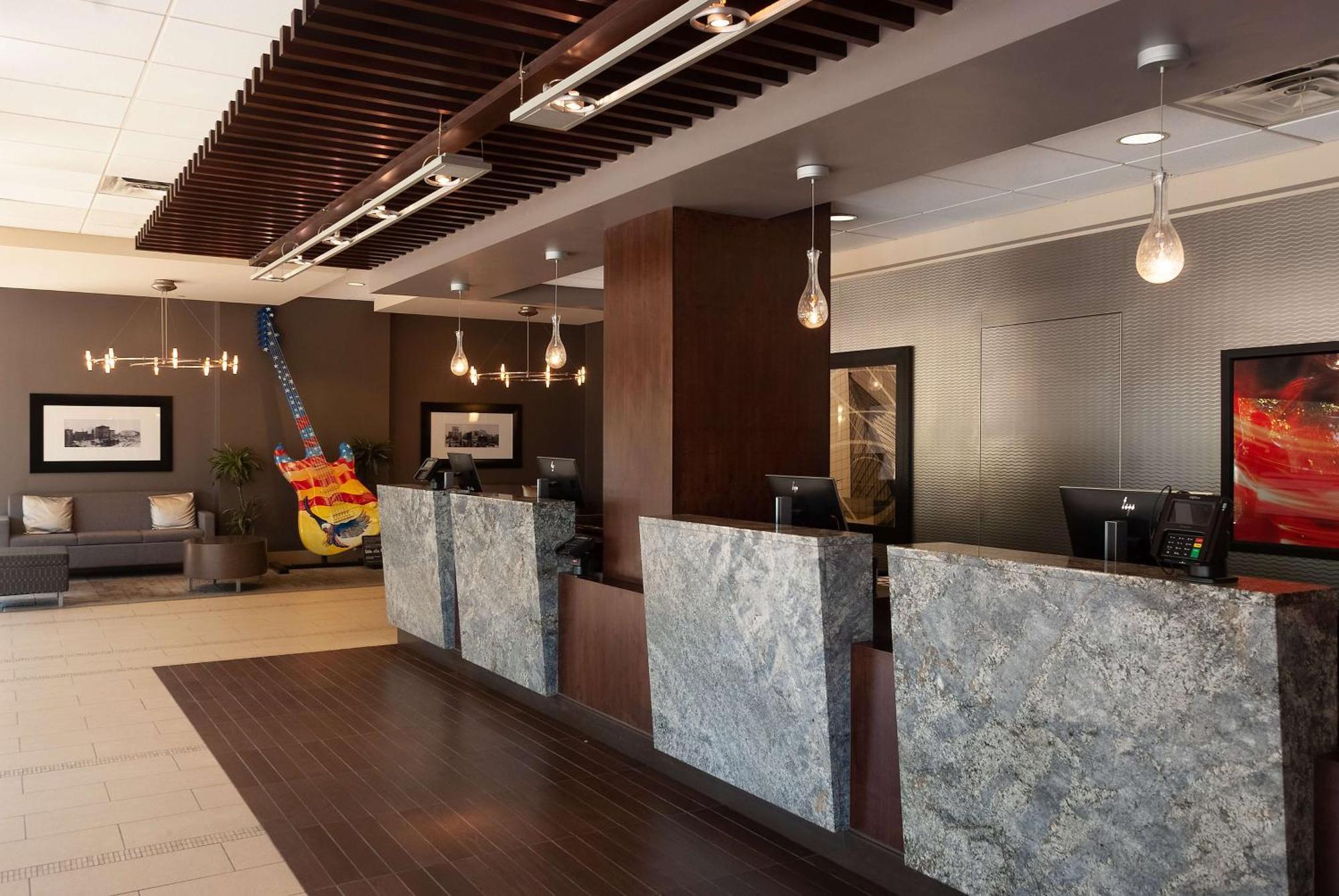 Hotel Doubletree By Hilton Downtown - Lakeside Cleveland