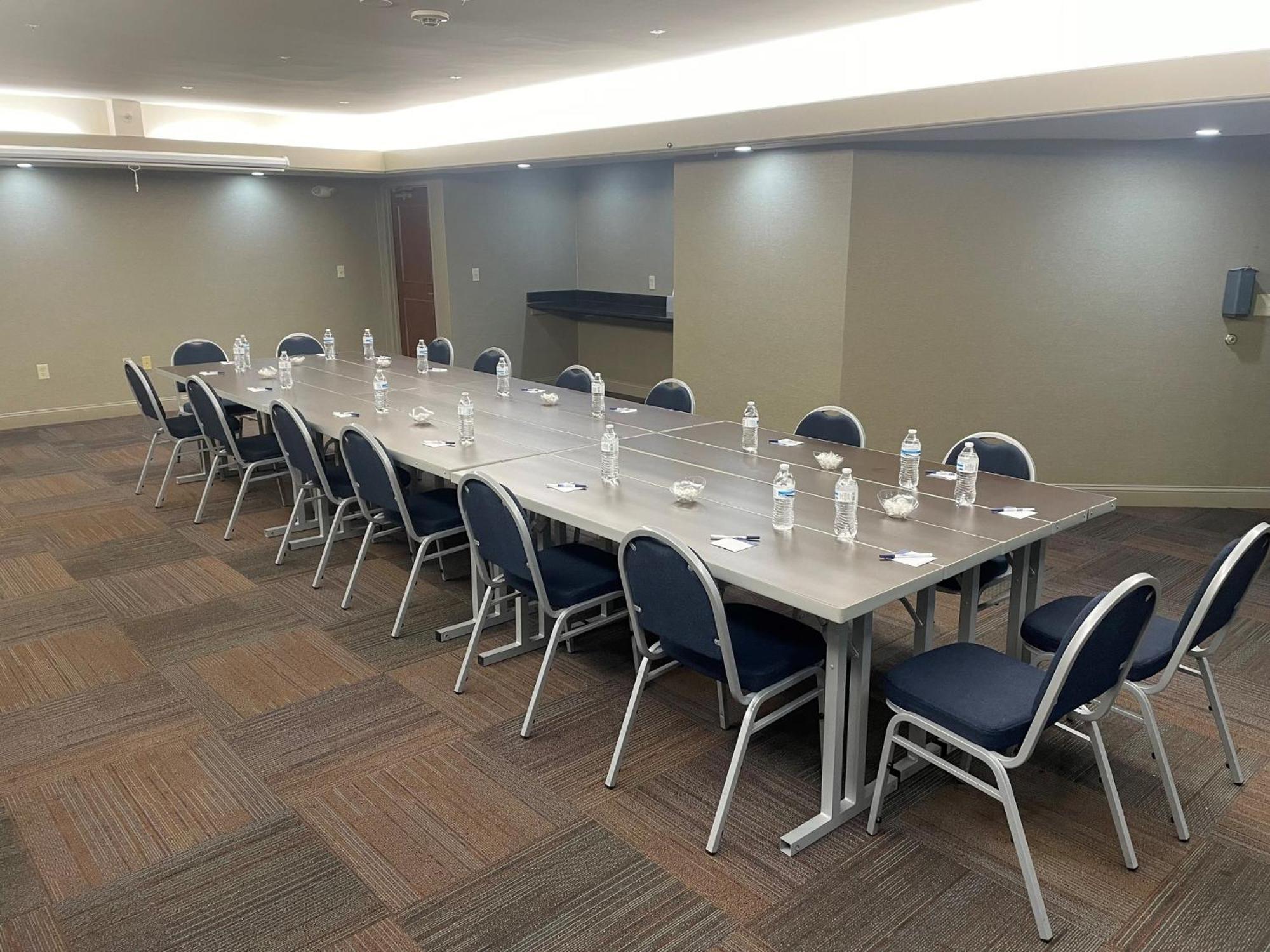 Express Downtown By Ihg 2* Cleveland