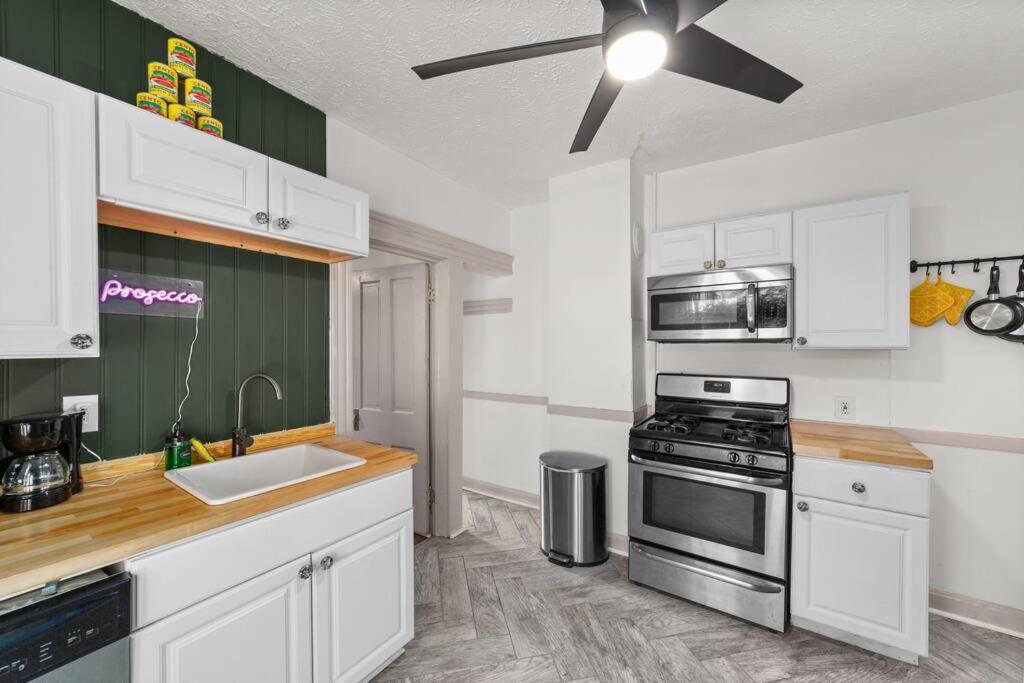 Pet Friendly 2br In Little Italy # 3 Apartment Cleveland