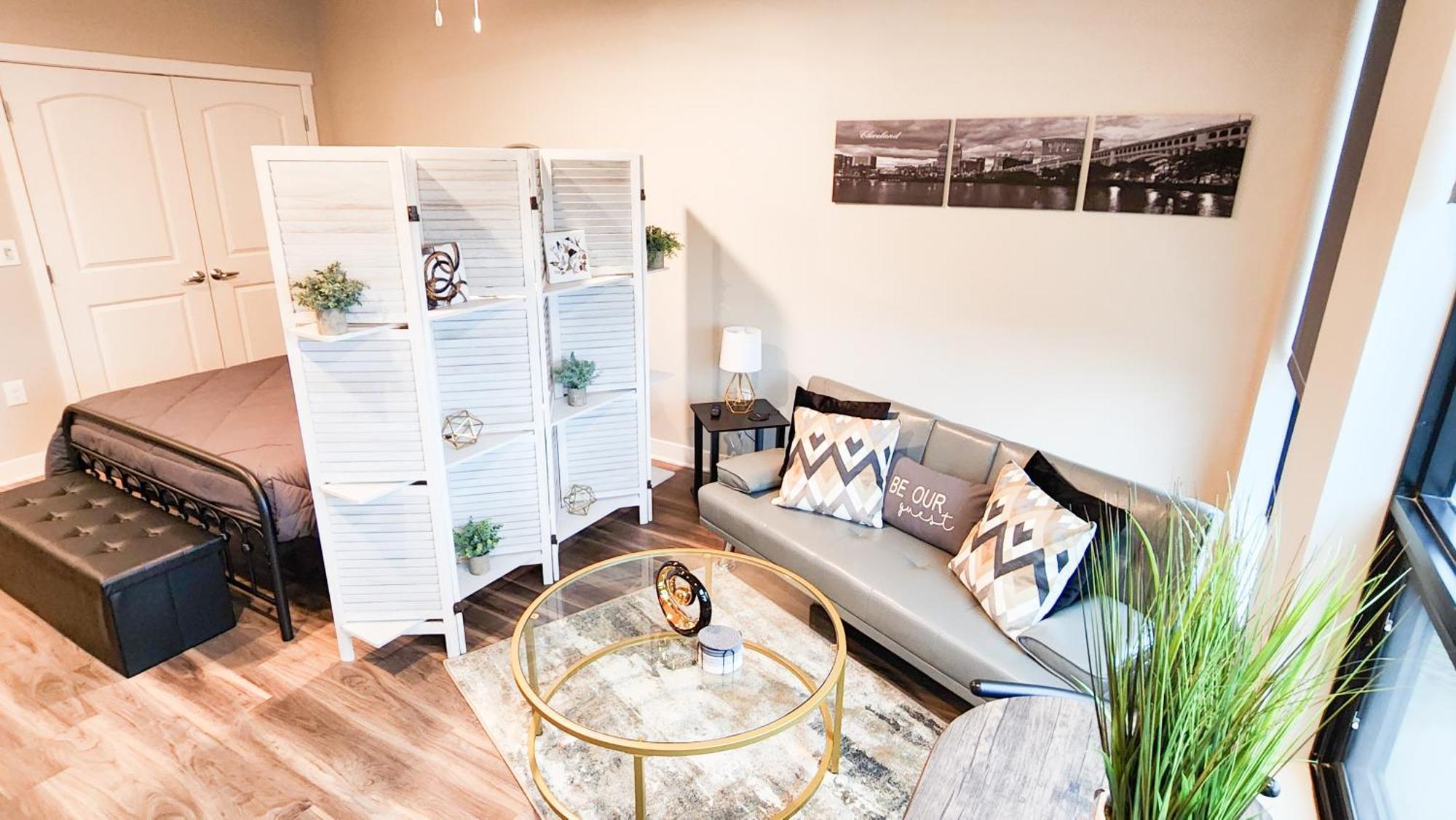 Apartment So Phenomenal In The Land *