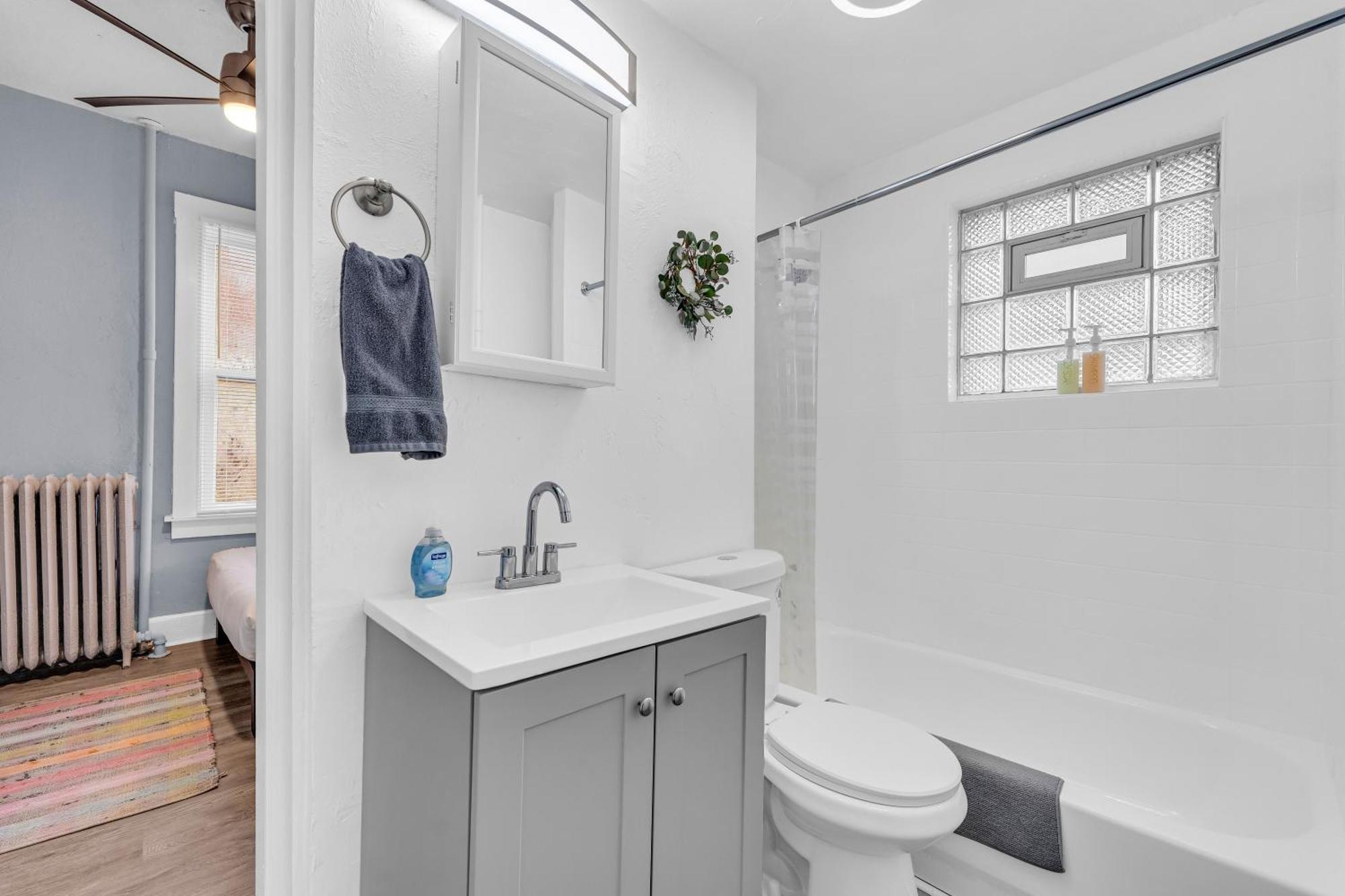 Apartment Historic Cozy Haven In Little Italy *