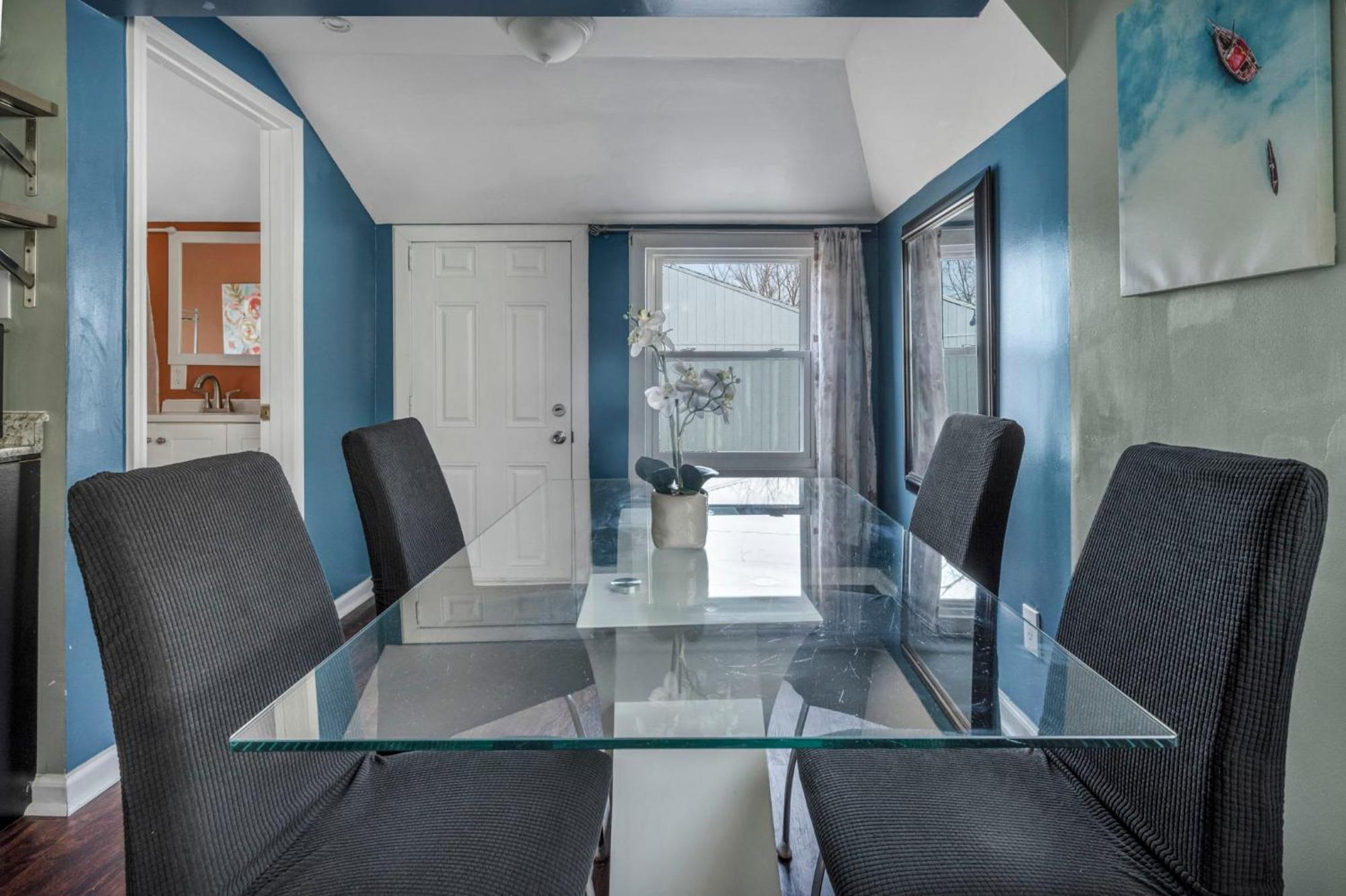 3336 Storer 1 Bedroom 2 Cleveland
