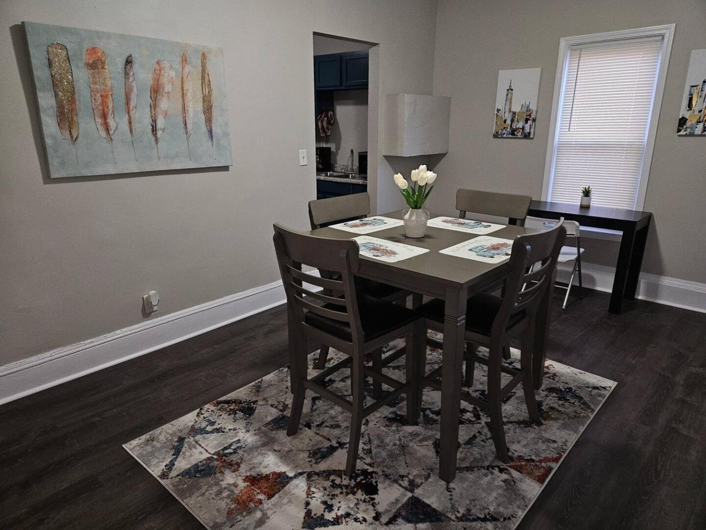 Holiday home Elegant 4 Bedroom @cleveland Clinic Area Cleveland
