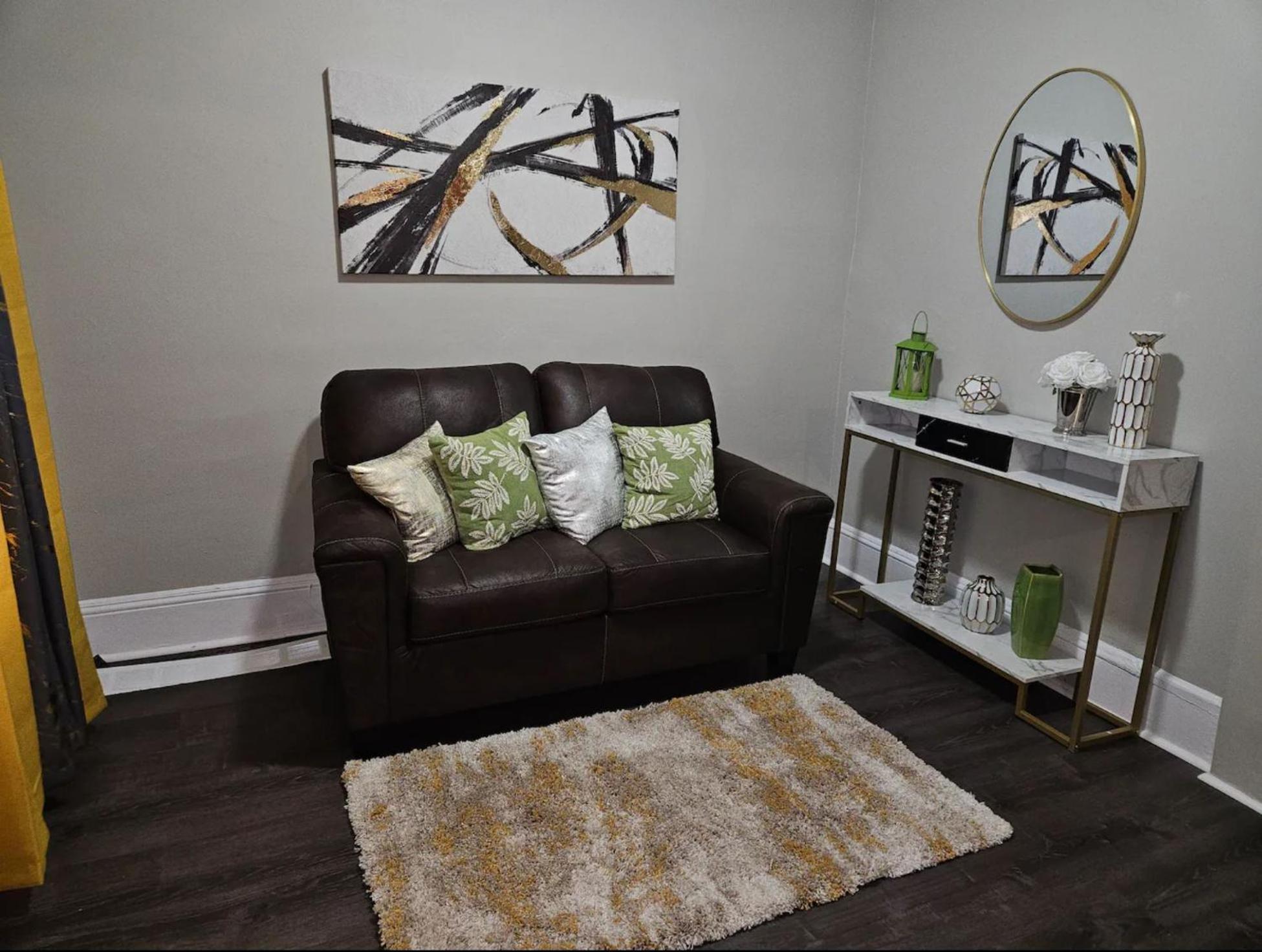 Holiday home Elegant 4 Bedroom @cleveland Clinic Area Cleveland