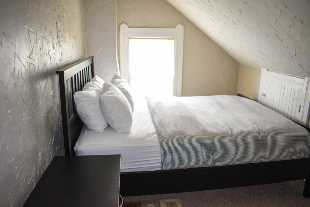 Apartment The House - Huge Ohio District - 5 Minutes From Downtown - W45th1 Upper Cleveland