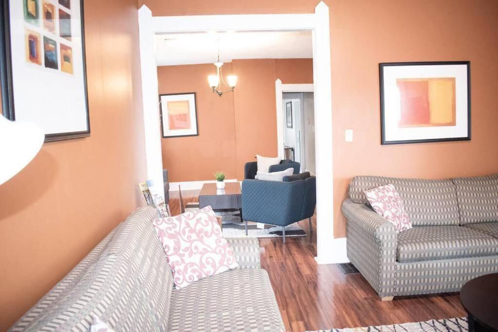 Apartment The House - Huge Ohio District - 5 Minutes From Downtown - W45th1 Upper