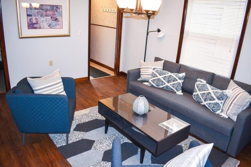 Apartment The House Hotels-5 Mins From Downtown-w45th1 Lower Cleveland
