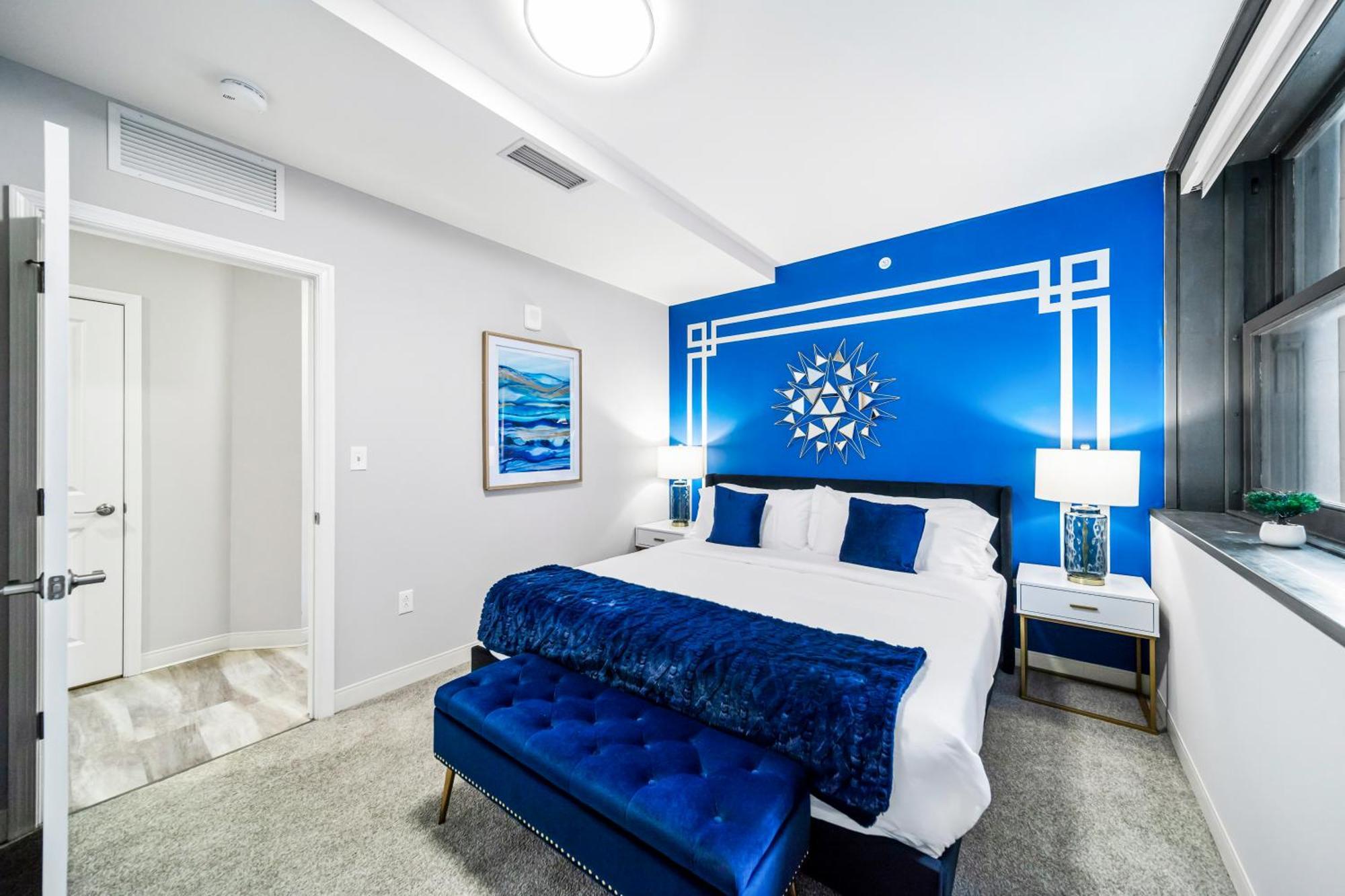 Free Pool And Steam In Downtown With Great Amenities- 607 *