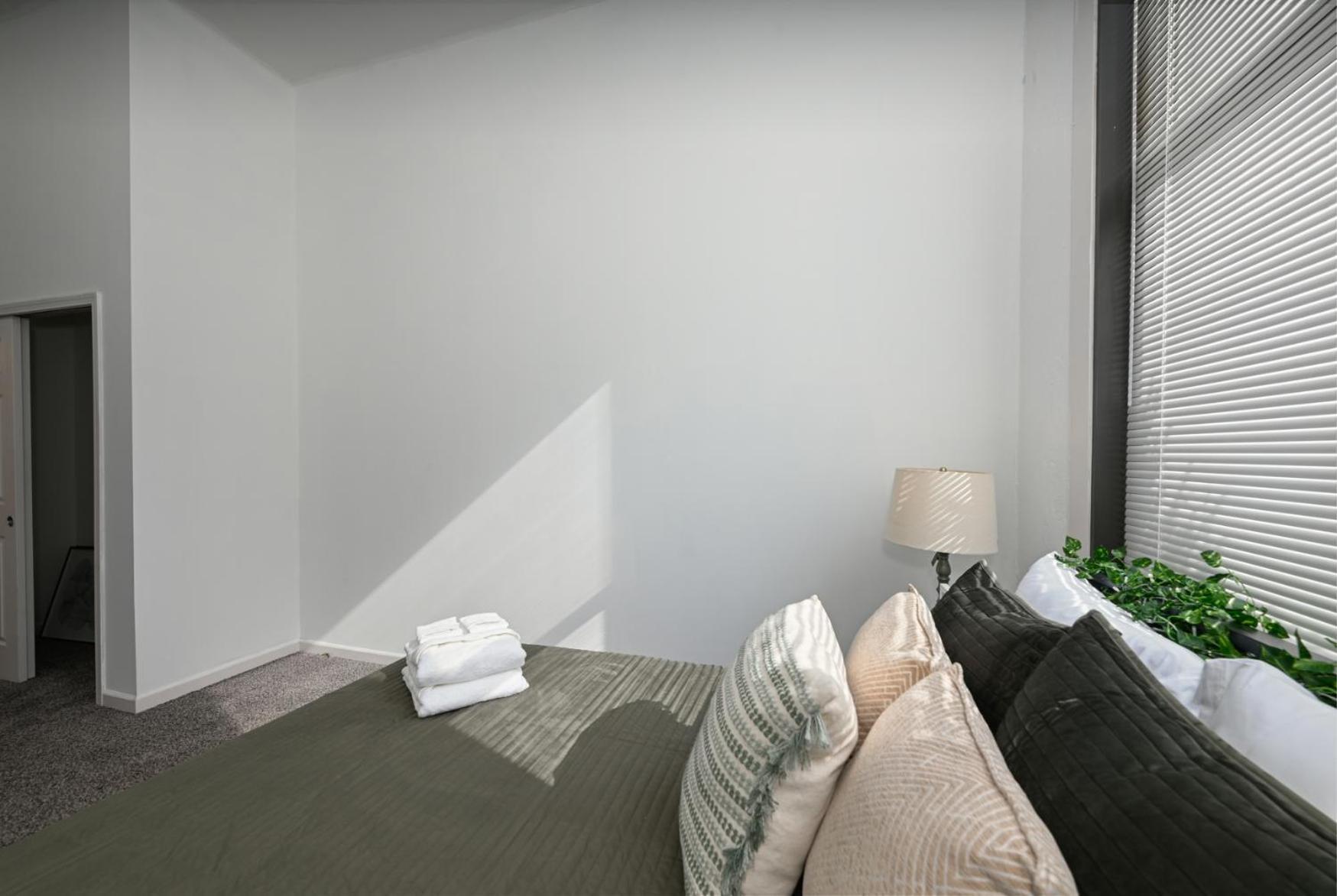 Apartment Prkg+sauna+gym Near Rock & Roll Hall Of Fame