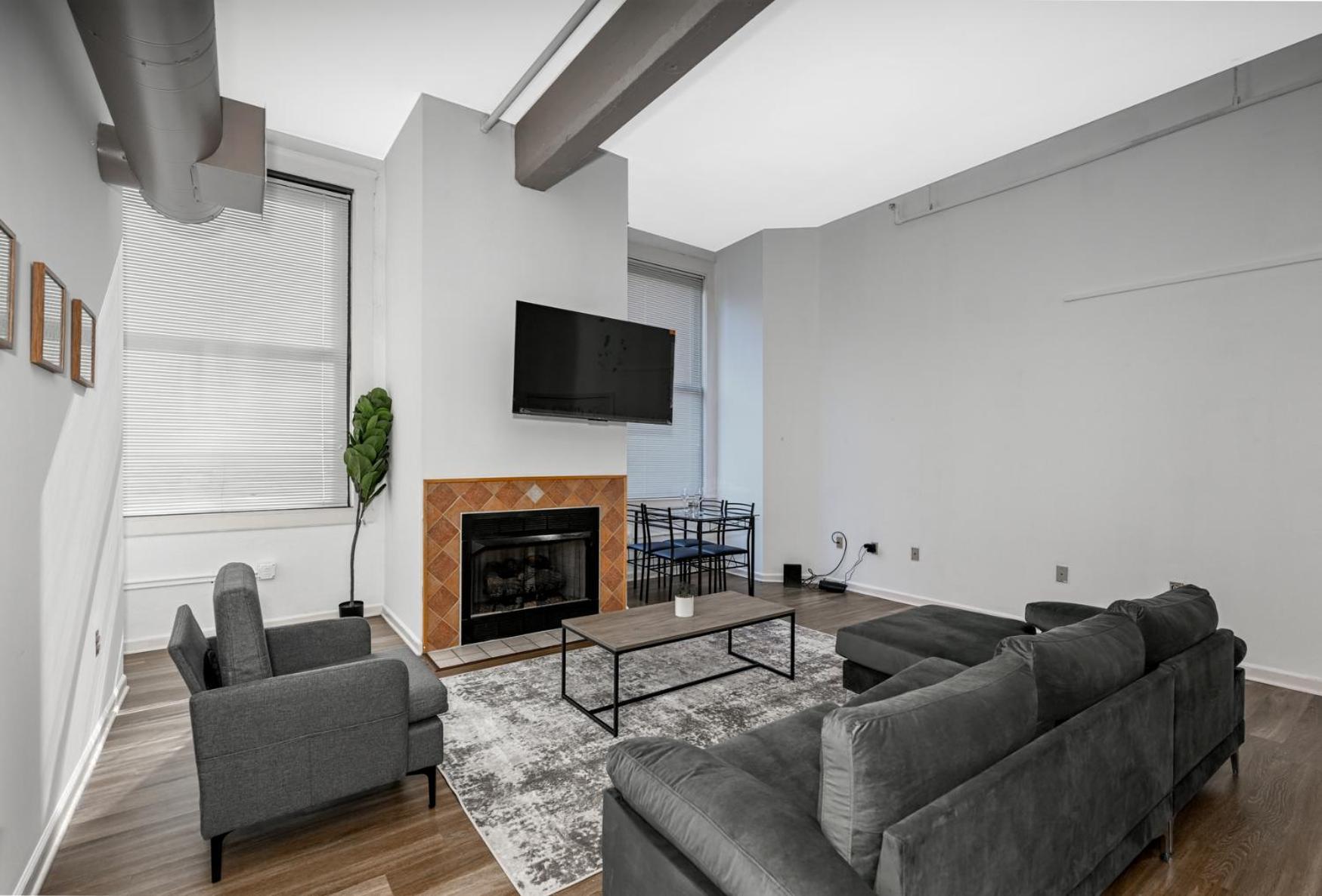 Prkg+sauna+gym Near Rock & Roll Hall Of Fame * Cleveland