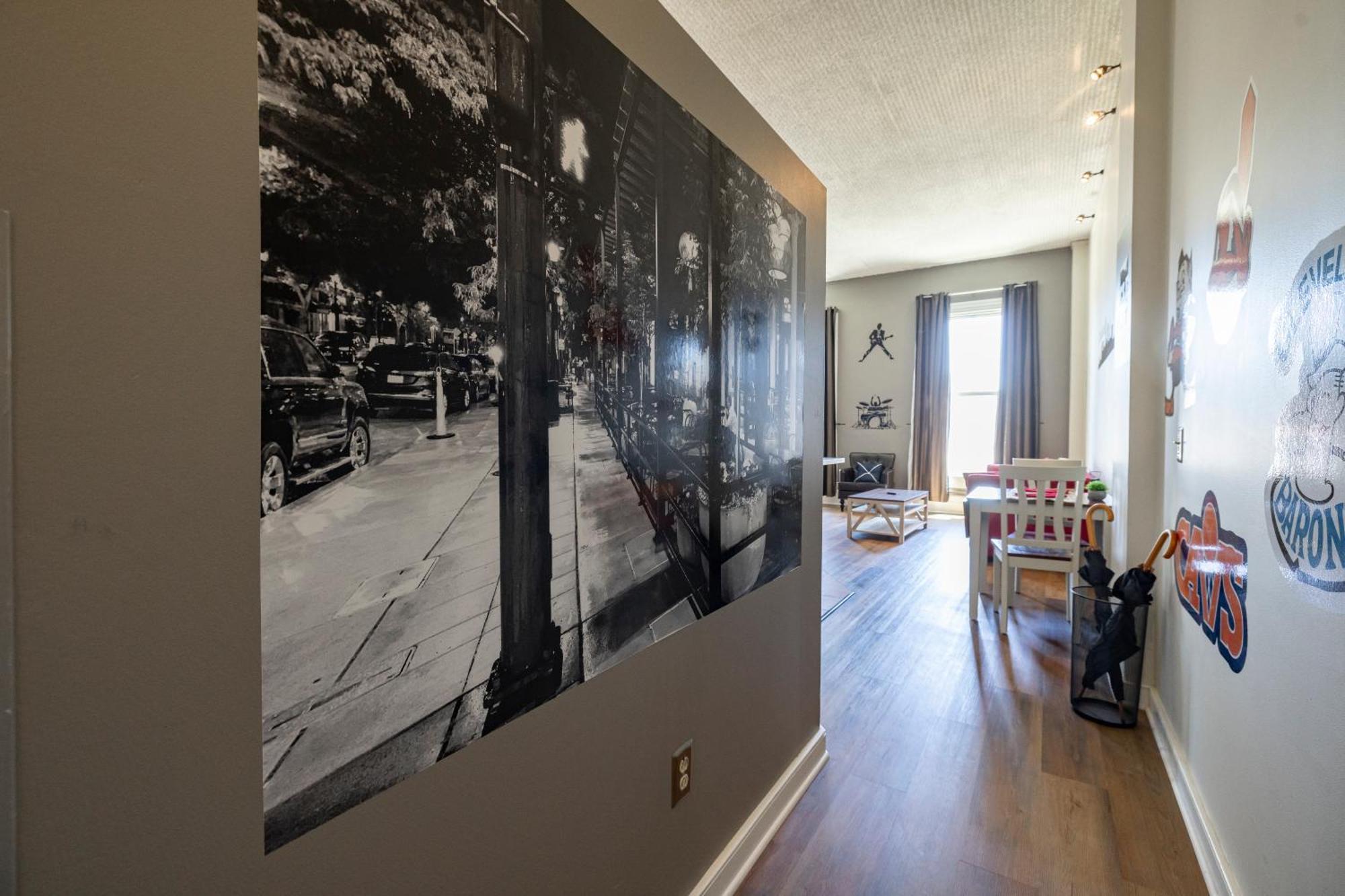 Apartment Cle Rock Haven - Play, Work, Whirlpool Tub Escape