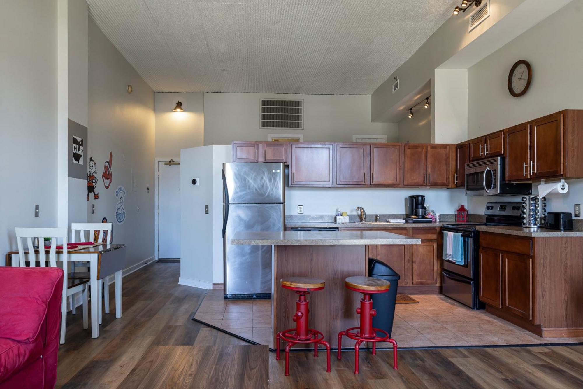 Apartment Cle Rock Haven - Play, Work, Whirlpool Tub Escape