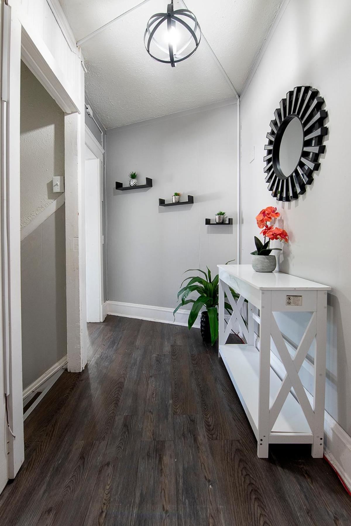 The Rubi Lounge: Modern Brooklyn Escape With Parking & High-speed Wi-fi * Cleveland