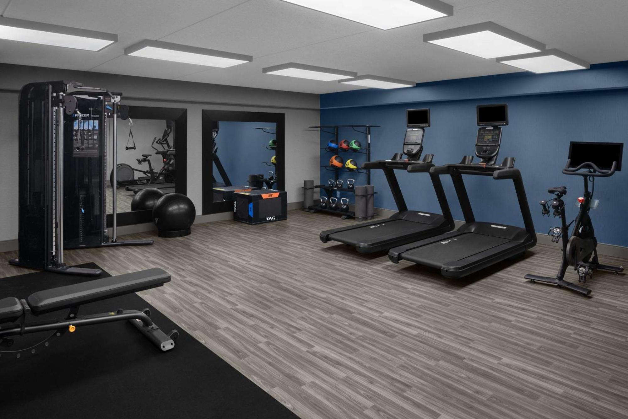 Hampton Cleveland-downtown Hotel 3*