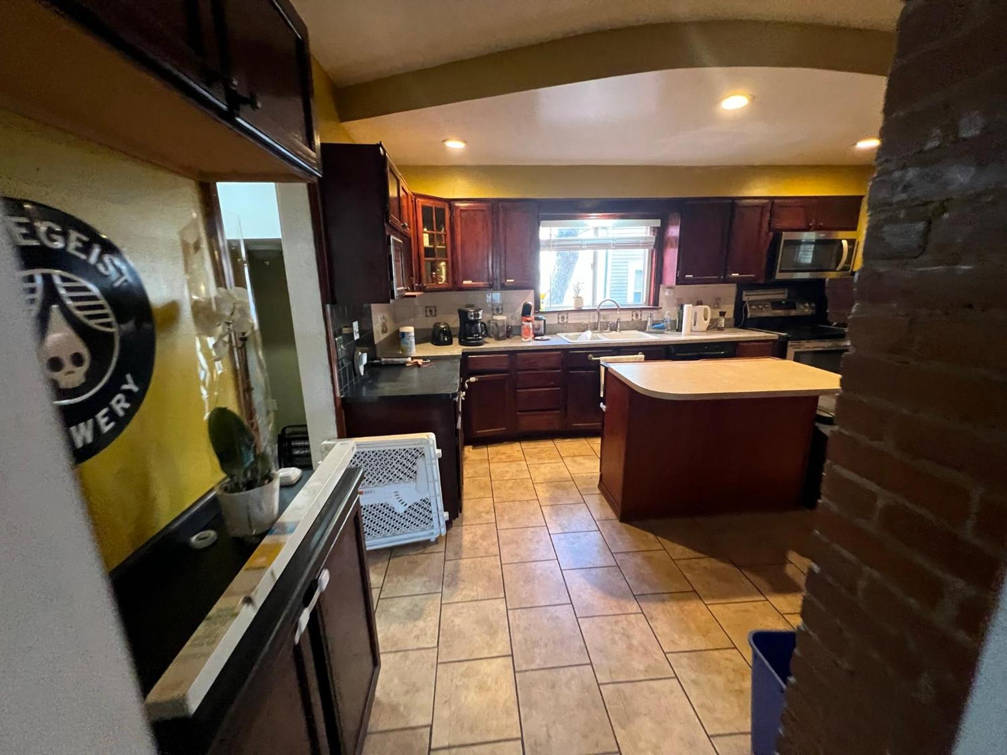 Homestay With Jay - Segunda Cleveland