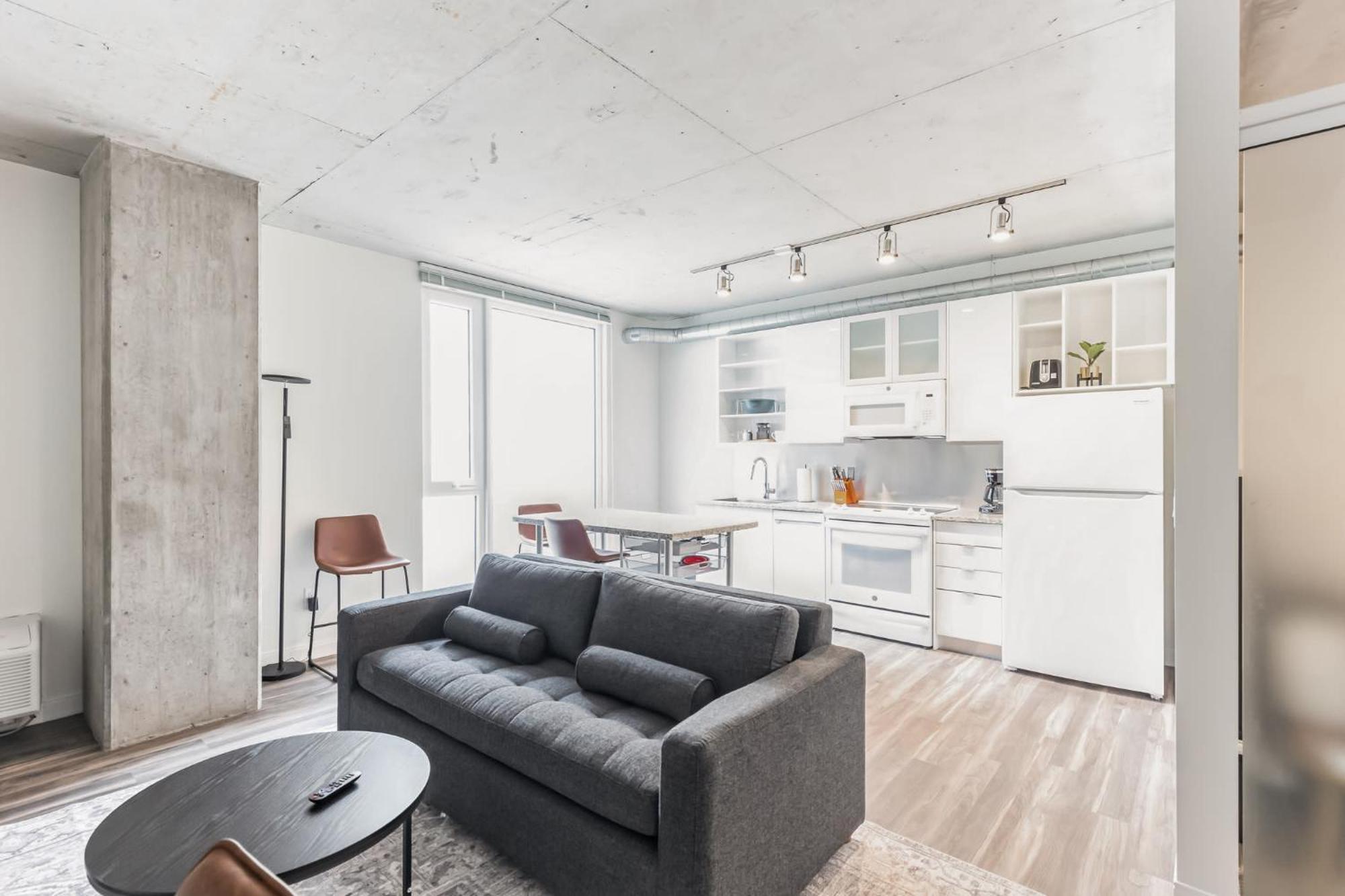 Dt Delight Downtown Living One-bedroom Endless Access