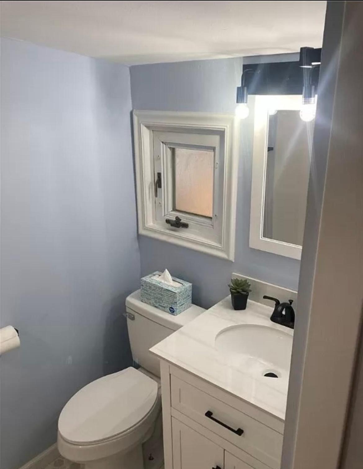 Attic Retreat 5 Minutes From Westside Market * Cleveland