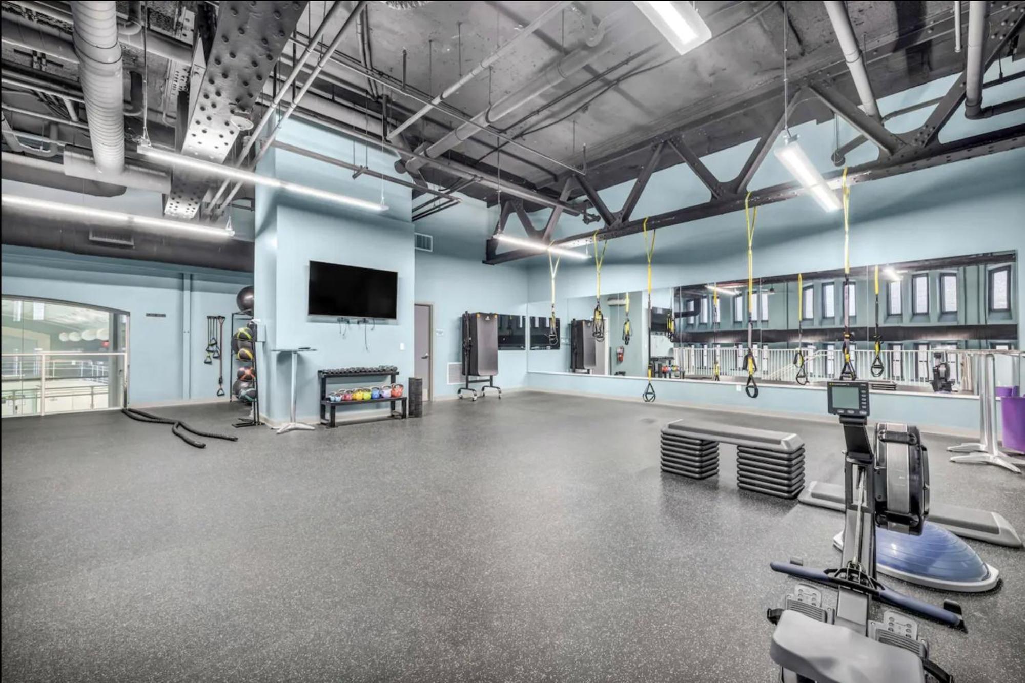 413- Heart Of Dt With Free Heated Pool And Gym Luxe