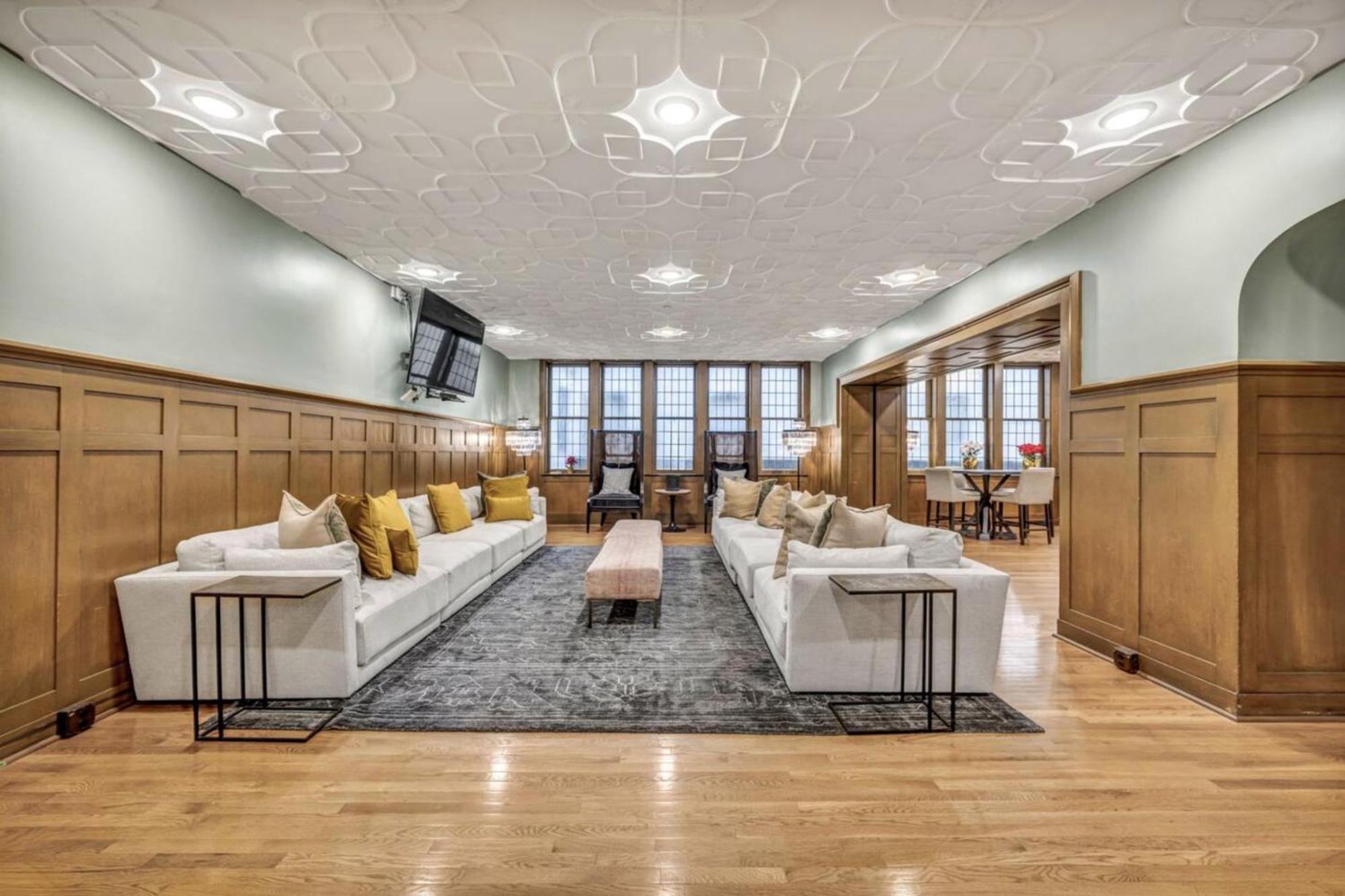 413- Heart Of Dt With Free Heated Pool And Gym Luxe *