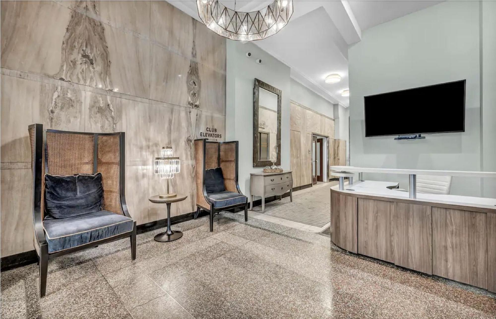 413- Heart Of Dt With Free Heated Pool And Gym Luxe Cleveland