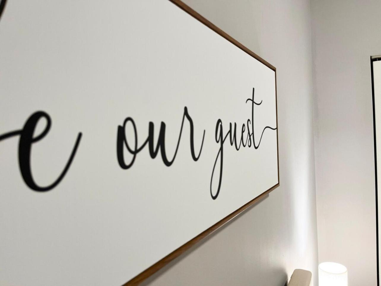 Apartment Local Modern Getaway - Ground Floor Cleveland